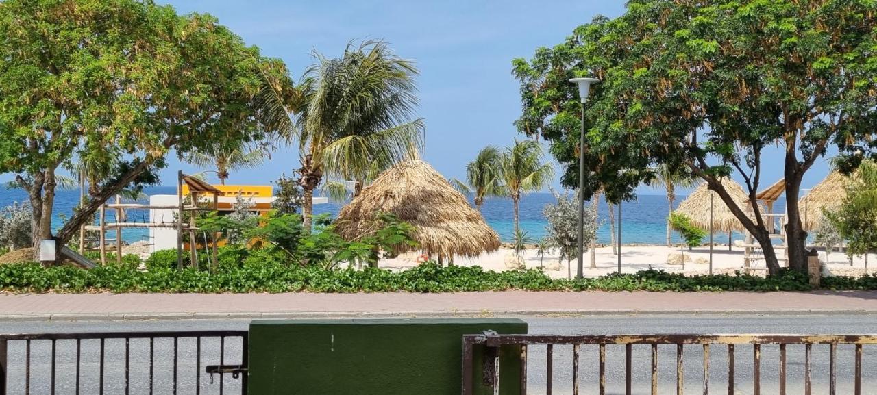 Studios With Beautiful Sea View ウィレムスタッド エクステリア 写真